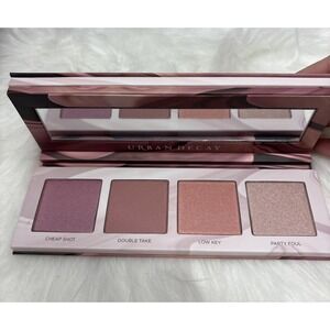 URBAN DECAY Backtalk Eye & Face 9X Eyeshadow 4X Blush / Highlighter Palette